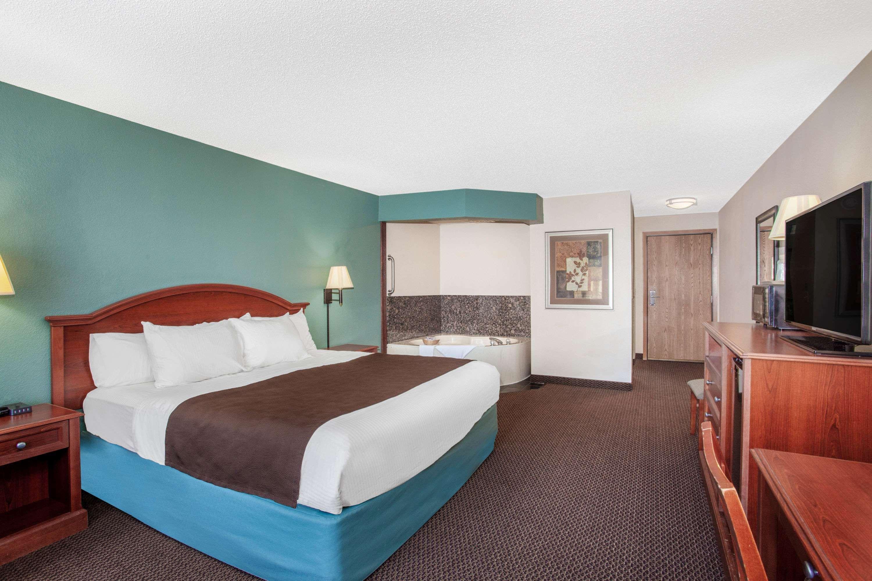 Americinn By Wyndham St. Peter Exteriér fotografie